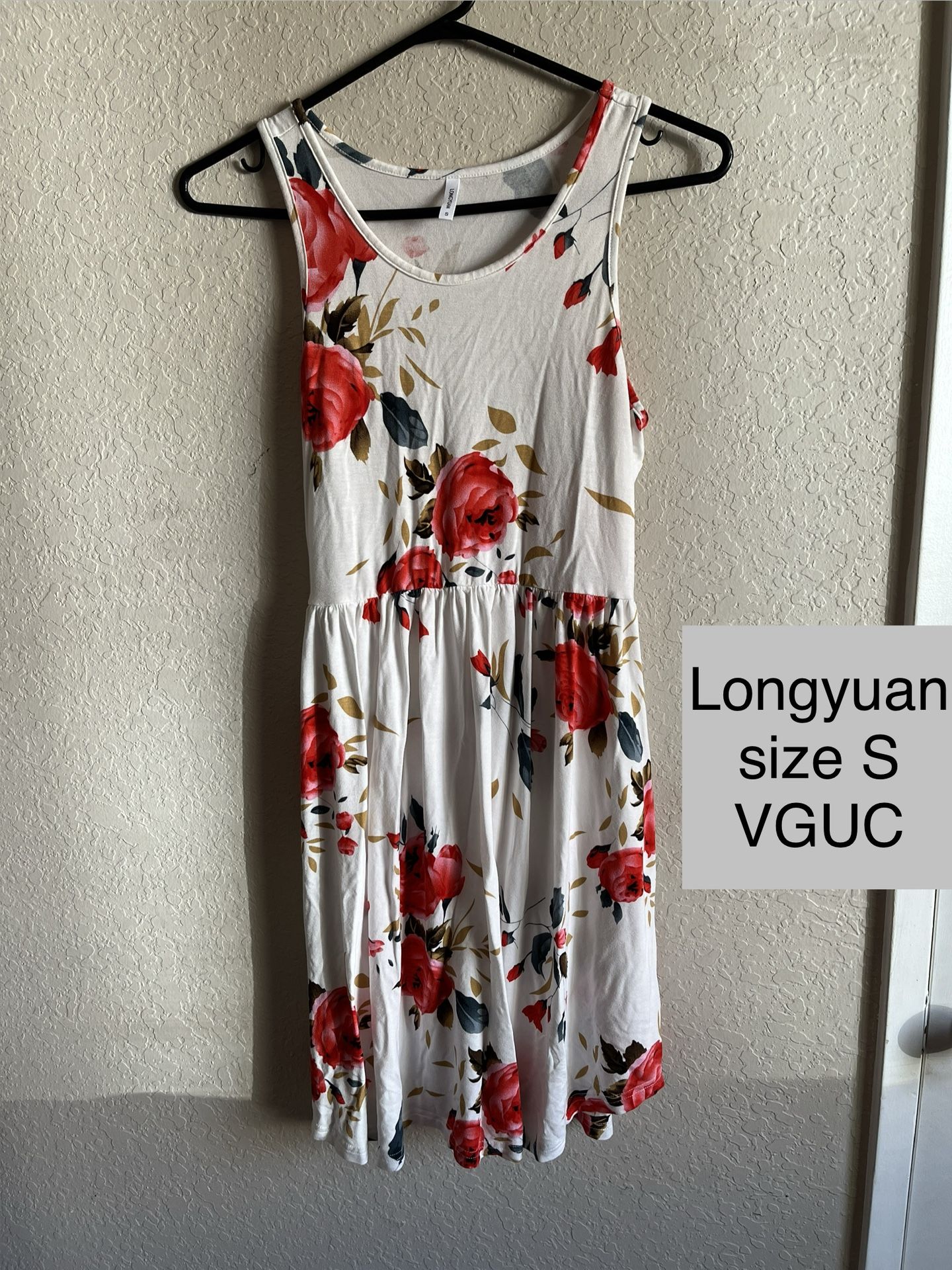 Longyuan Size S Floral Dress