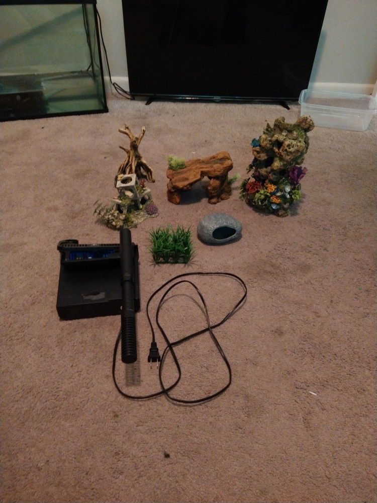 Aquarium Decorations Plus 30 Gallon Hang On Back Filter