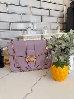 Beautiful mini-size classic style Coach bag ✨