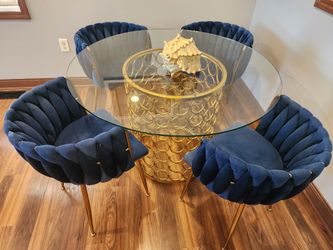 Kitchen Table And Chairs