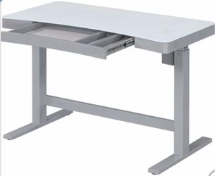 Adjustable desk