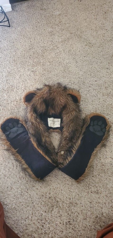 Grizzly Bear Spirit Hood