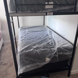 Twin Bunk Beds 