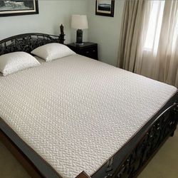King Size Mattress 10 Inches Quality and Comfort New From Factory Wrapped In Plastic Also Available: Twin, Full And Queen Same Day Delivery 🚚 