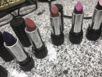 KAT VON D STUDDED KISS LIPSTICKS