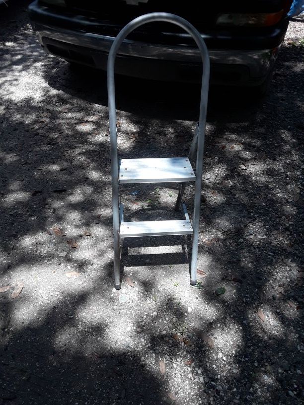 Step ladder