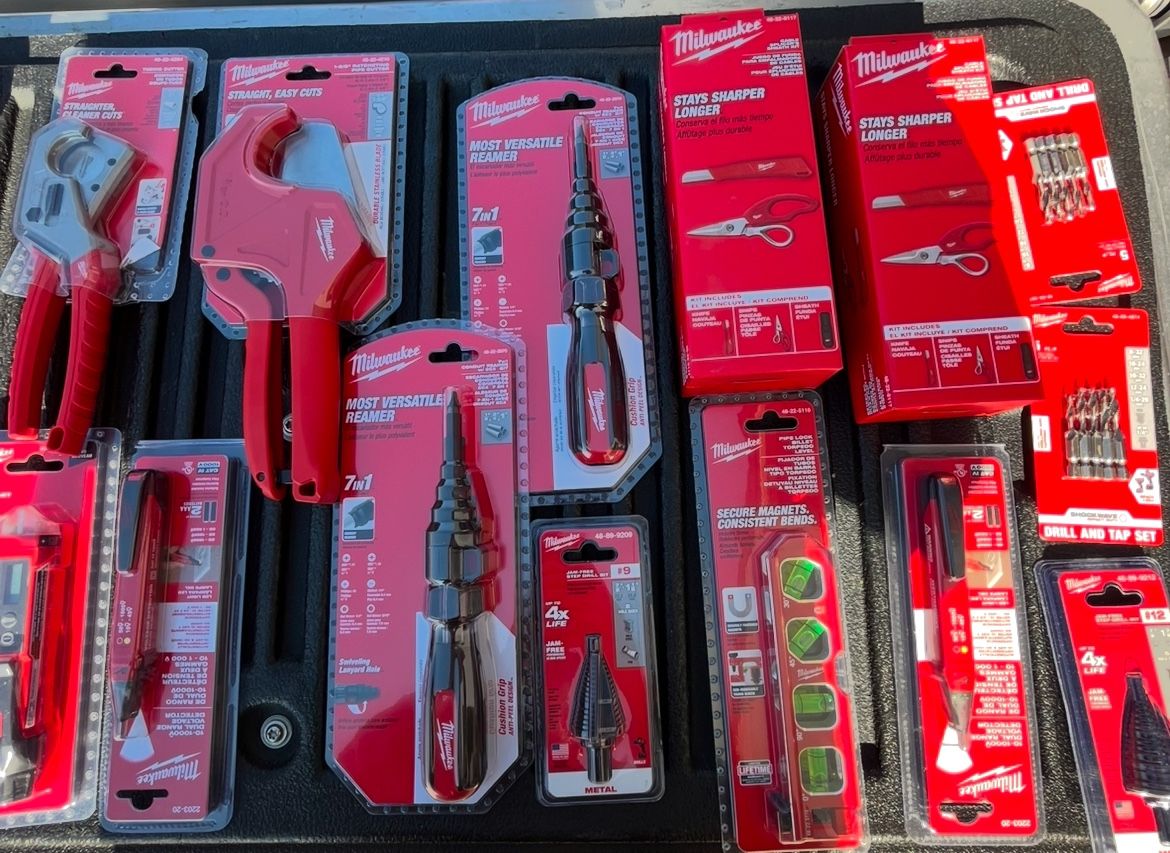 Milwaukee Tools Half OFF Store Cost
