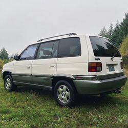 1998 Mazda MPV