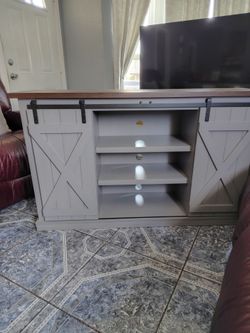 Tv stand