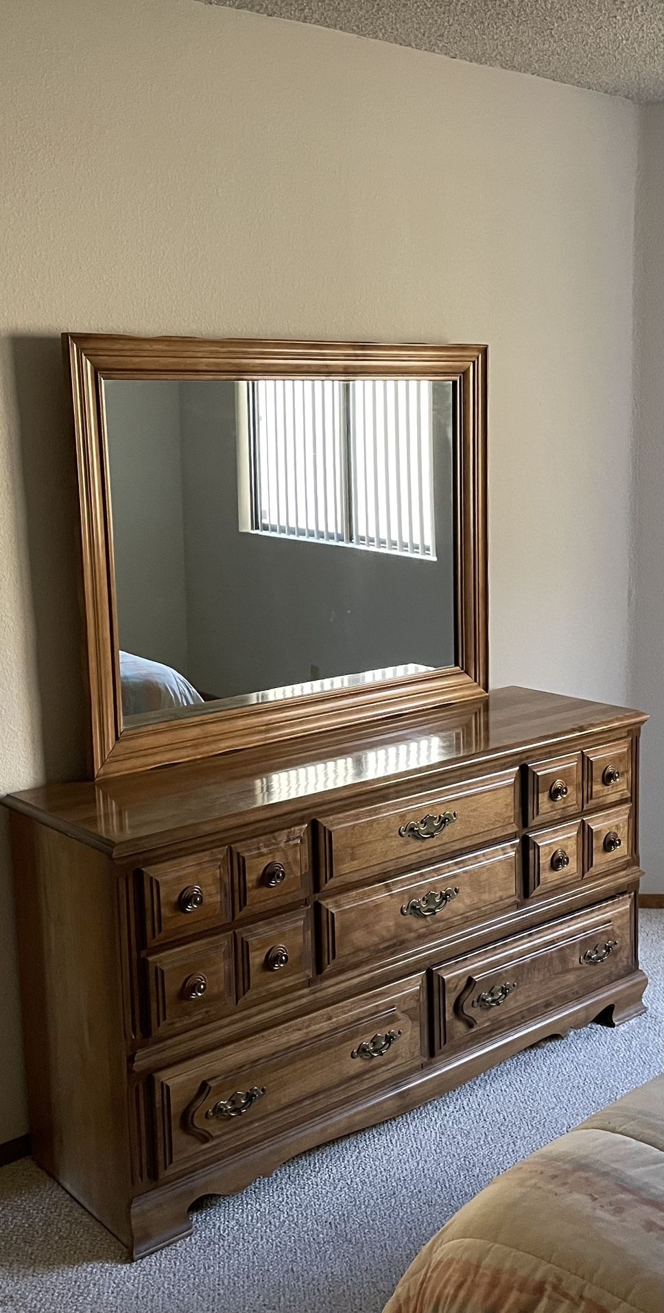 Beautiful Full Dresser & Mirror