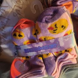 Girls Low Cuts 20 Pairs