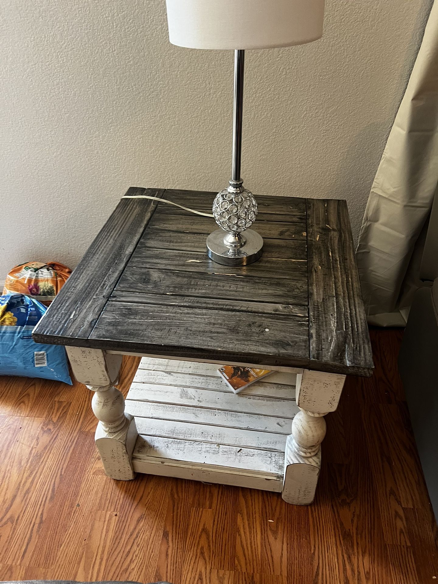 Couches And End Table