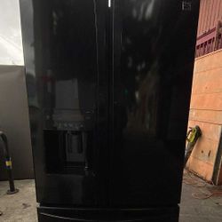 REFRIGERATOR 33WIDE BLACK KENMORE 3 DOORS 