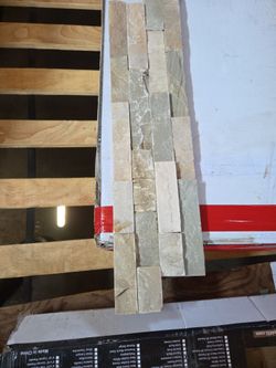 Rockmount stacked stone
