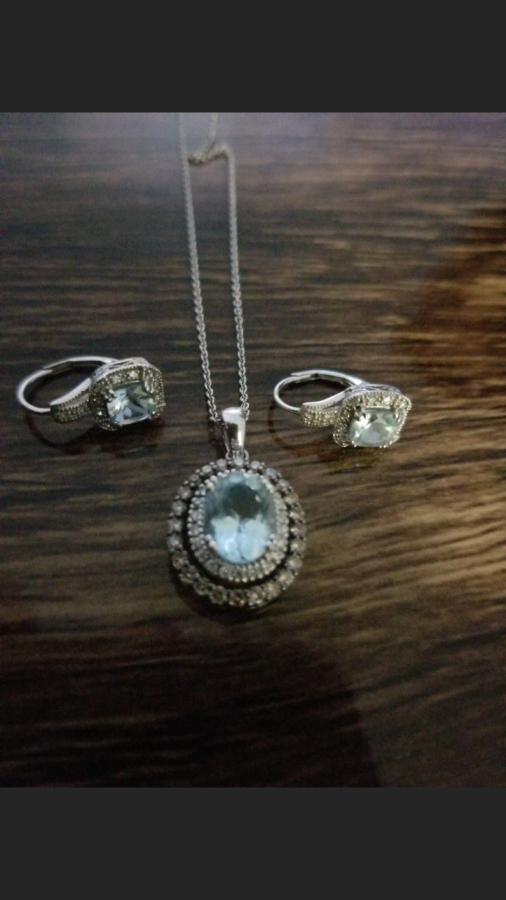14kt chocolate aqua diamond necklace and earrings