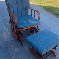 Glider Rocker and Ottoman Set