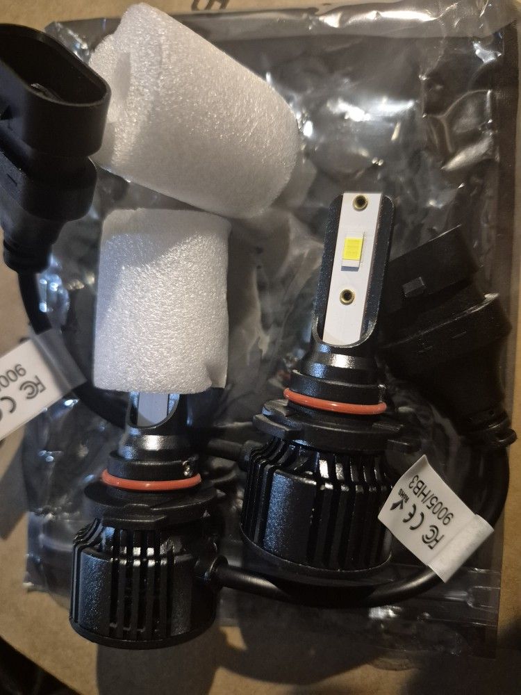 LED HEADLIGHT BULBS 9005/HB3