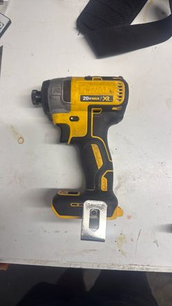 DEWALT 20V XR IMPACT DRILL