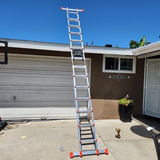 New 6ft-22ft Aluminum Ladder