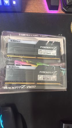 Trident Z RGB DDR4 Ram 16gb x2