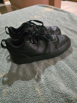 Nike Sz 4 kids $15