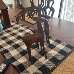 2 Cast iron reindeer sculpture two reindeer 