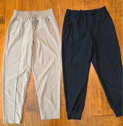 Women’s Lightweight Jogger Size Medium