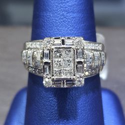 14kt WG Diamond Ring. (C-5) SIZE 9. ASK FOR RYAN. 