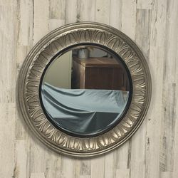 DECORATIVE MIRROR
