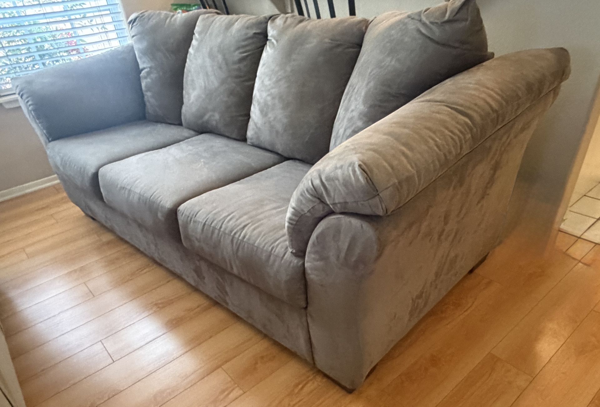 Ashley Furniture Darcy Sofa Cobblestone