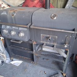 Commercial Grade BBQ and Smoker