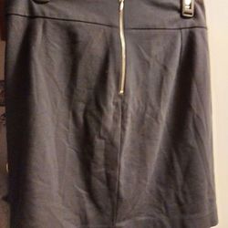 Ladies Size 4  Skirt