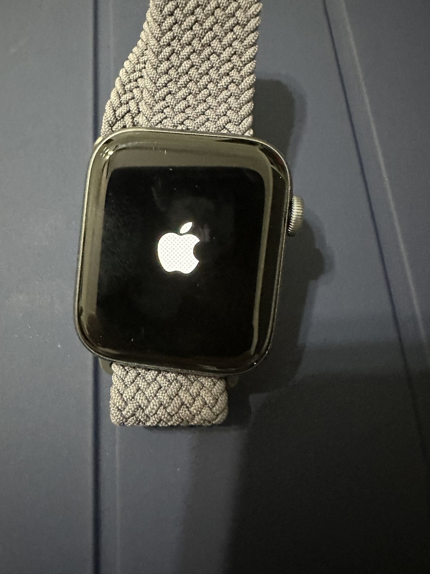 Apple Watch Series 6 44mm LTE