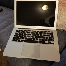 Apple MacBook Air A1466 13