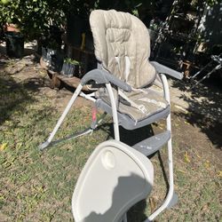 Silla alta para comer los bebés