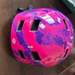 Girls Helmet Worn 1 Time. 