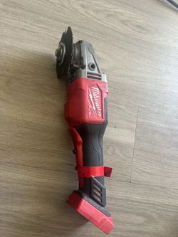 Milwaukee Fuel grinder