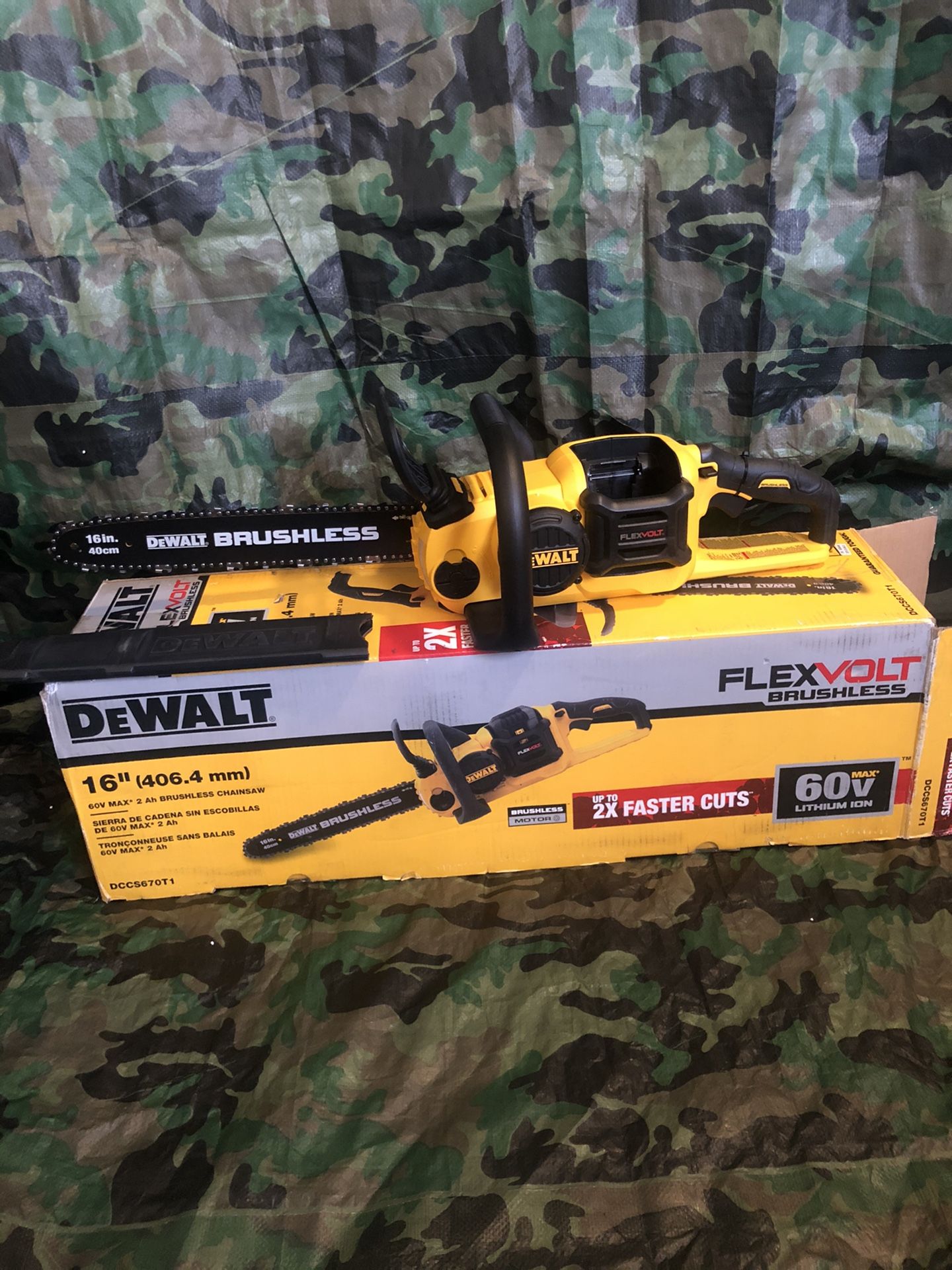 Dewalt Chainsaw 16” Flex Volt Brushless “tool Only”