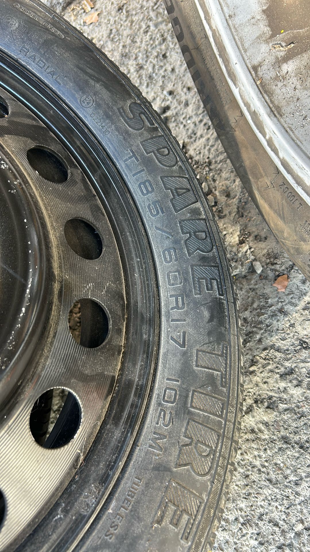 2006 Ford Mustang Spare Tire