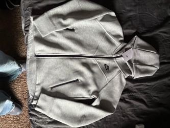 kids nike tech
