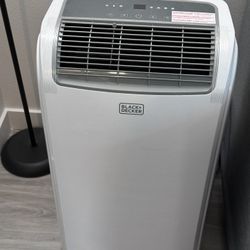 Black+Decker 14000 BTU Portable Air Conditioner 