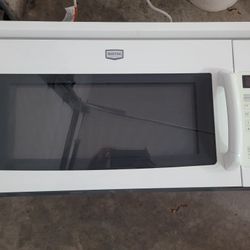 Maytag above stove built in microwave oven