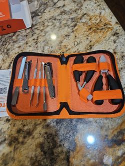 All in one for fingernail and toenail