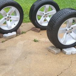 18" inch RIMS / TIRES   235/55/R18s 