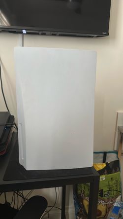 Ps5 W/ Controller and Charger