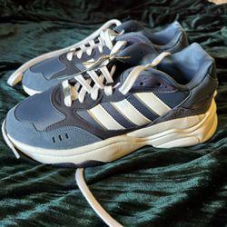 Adidas Men’s Shoes Sz 10 $50