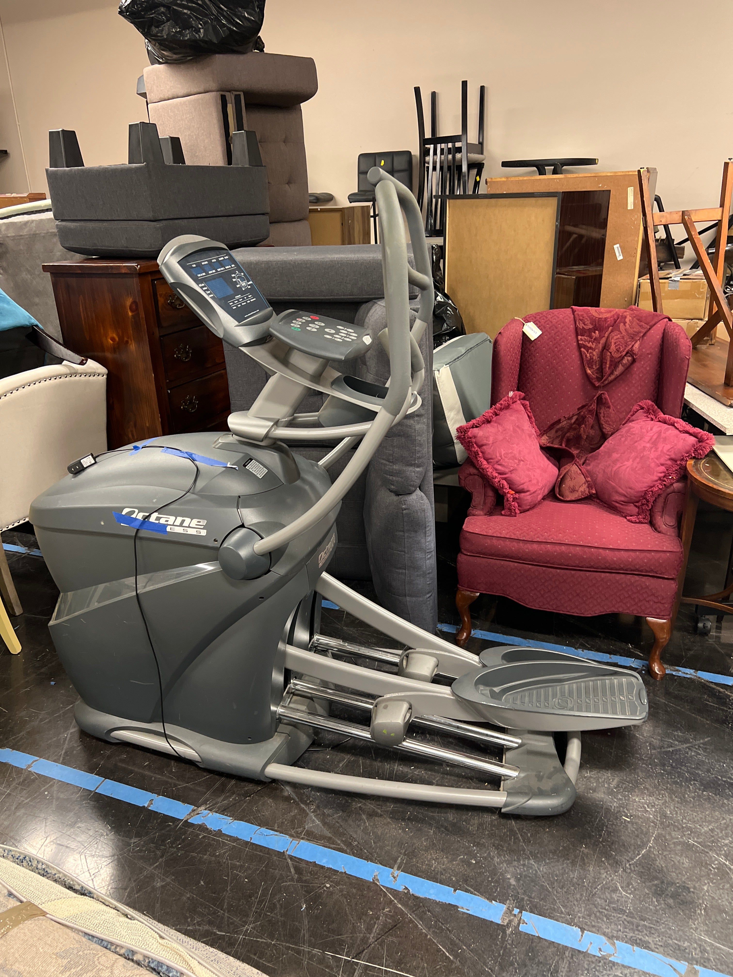 Octane Fitness Elliptical Machine