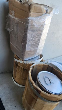 Ice cream containers