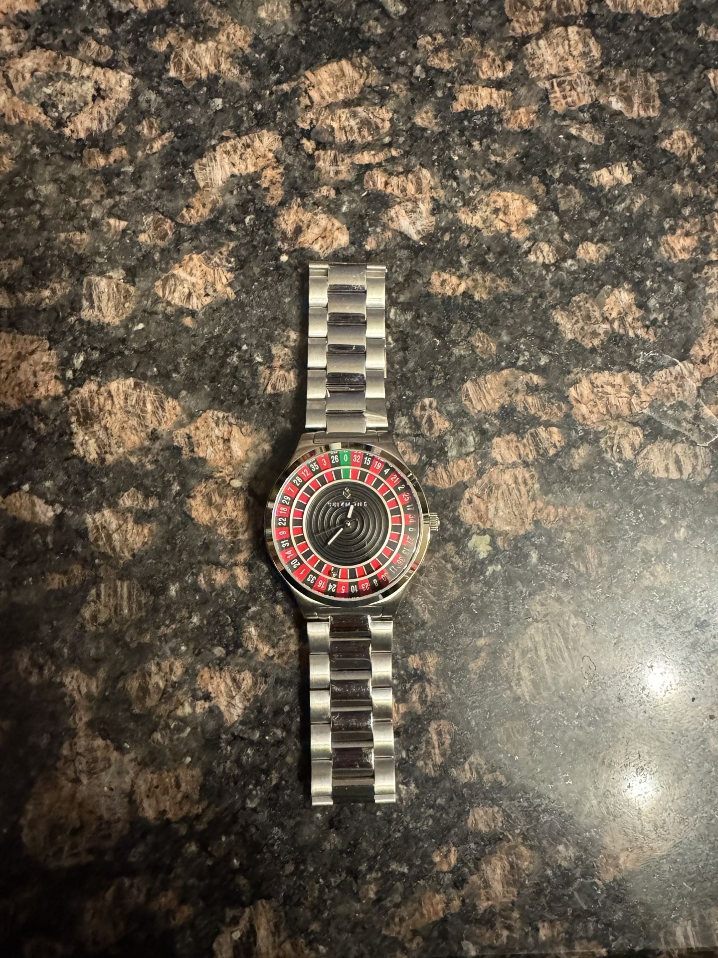 Seizmont 40 mm Silver-Tone Stainless Steel Watch With Roulette Dial.