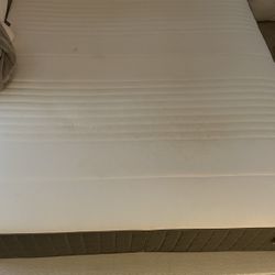 Queen Size Mattress 